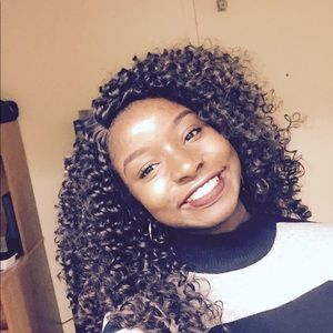 Meet your Posher, Amie